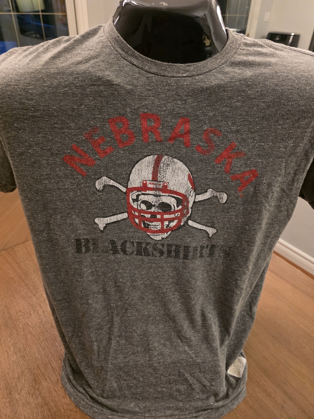 Nebraska Blackshirts Retro Looking Graphic Tee - Gray & Red - Men's Large
